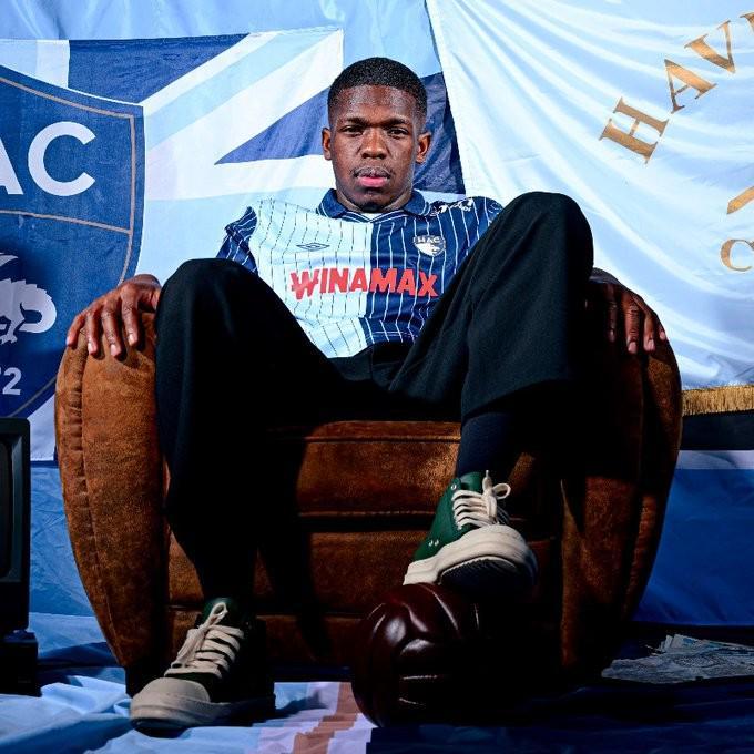 华体会hth体育-官方：勒阿弗尔租借萨尔茨堡红牛中场杜瓦特