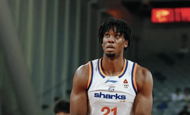 华体会体育平台-溃败北京上海!广东弊端已凸显!只要遇内线强队,杜锋基本没招!